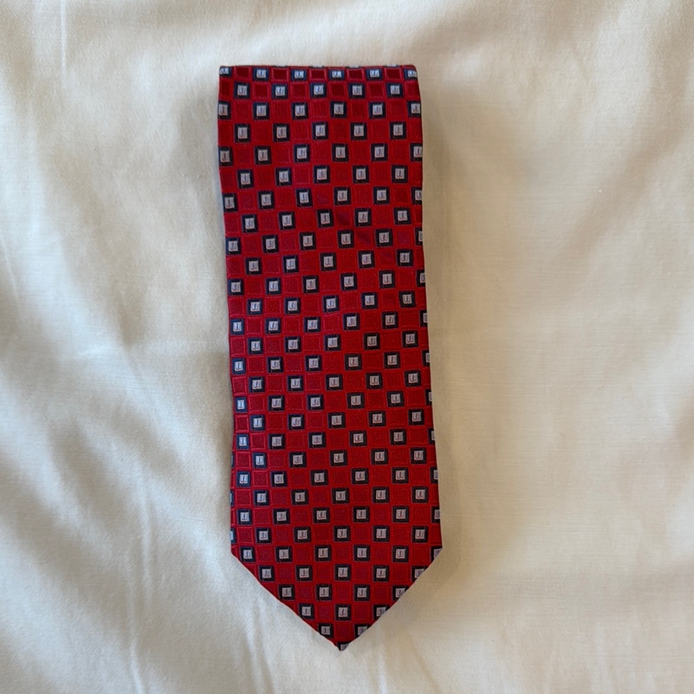 Red Geometric Pattern Tie